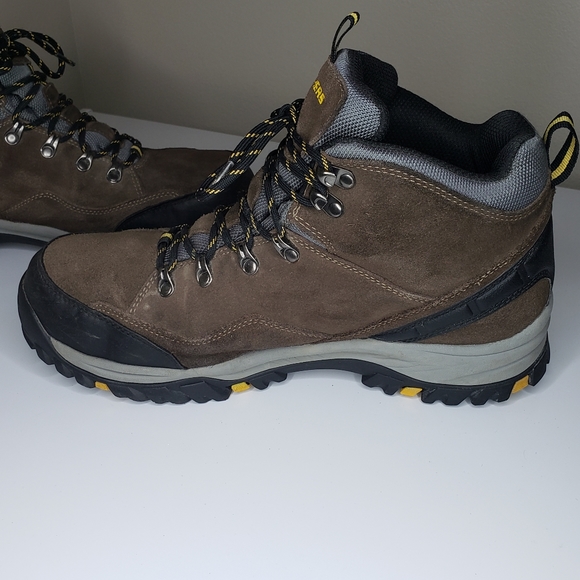 Skechers Relaxed Fit Relment Pelmo Men\'s Waterproof Boots